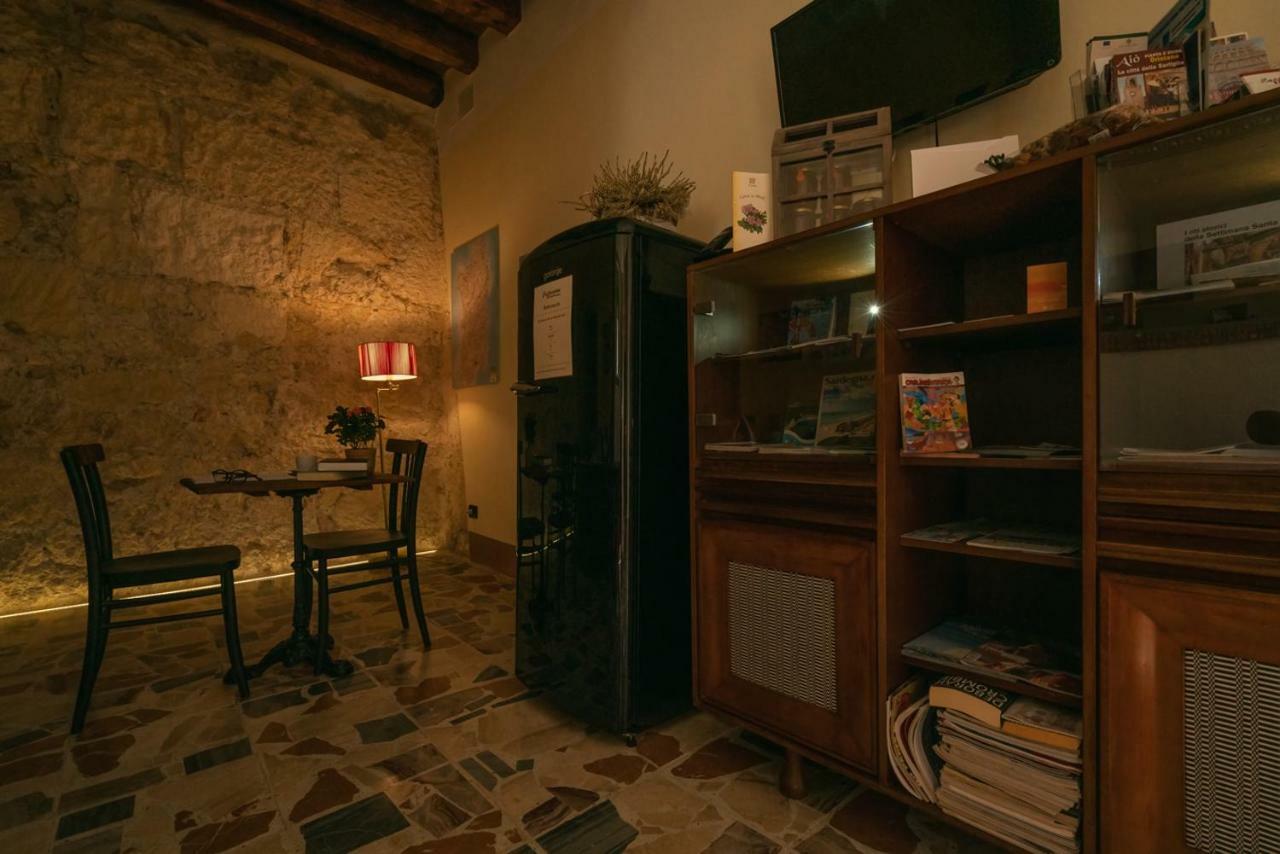 קליארי Cappuccine Guesthouse מראה חיצוני תמונה