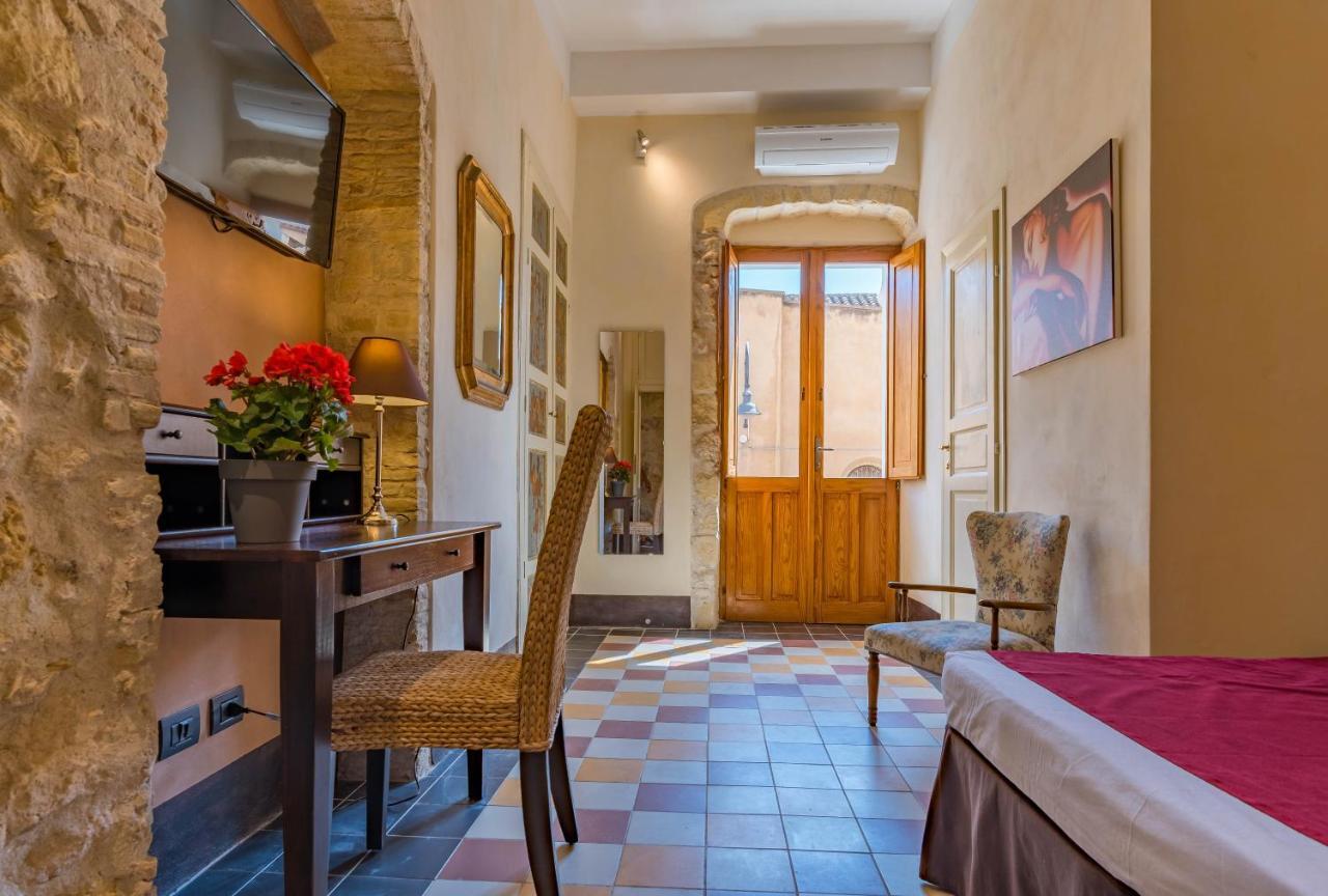 קליארי Cappuccine Guesthouse מראה חיצוני תמונה